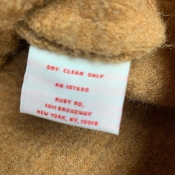 Ruby Rd. Camel 100% Wool Vest Toggle Button Size L - Picture 10 of 11